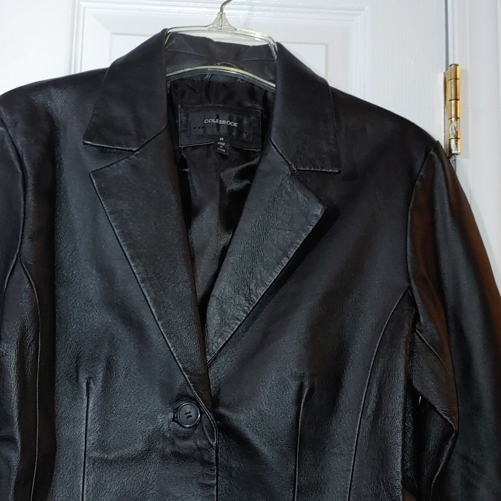 Colebrook fitted black 100% leather coat - Picture 3 of 7